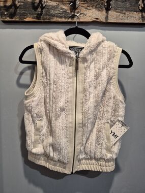 YMI Cream Hooded Faux-Fur With Leather Sleeveless Vest Women's Size Small